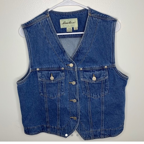 ✨ jean jacket ✨ - Picture 1 of 3